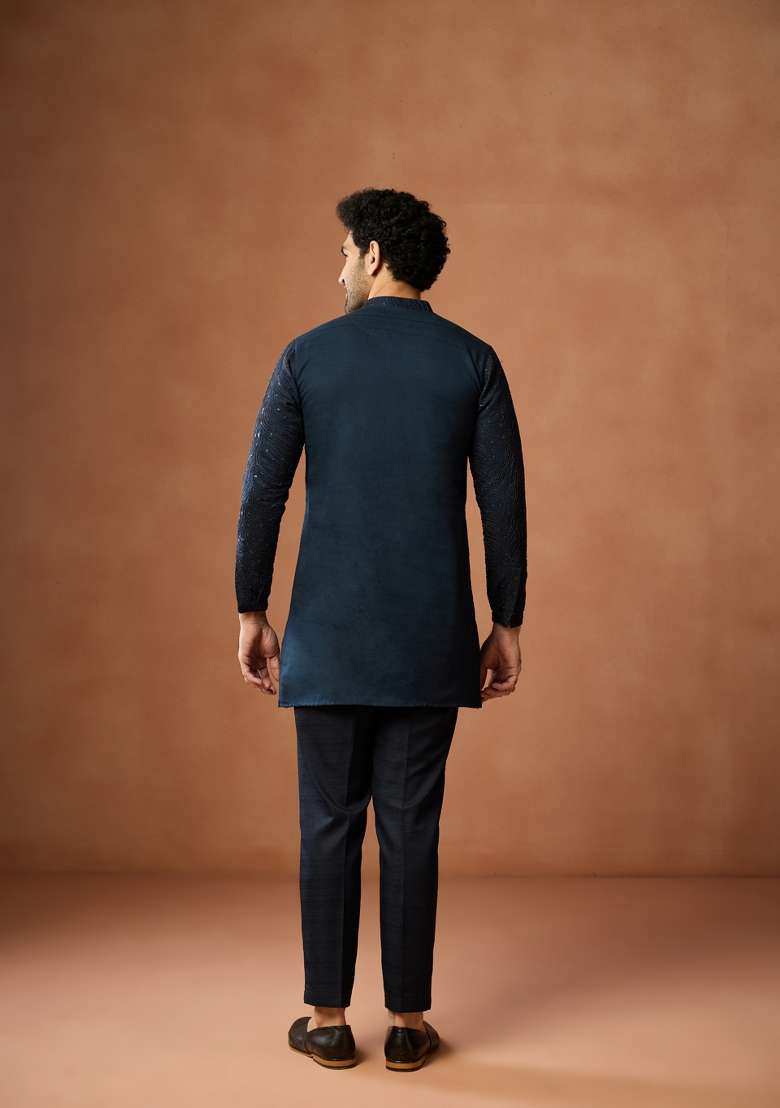 Blue Textured Silk Blend Kurta Set For Men - Indya