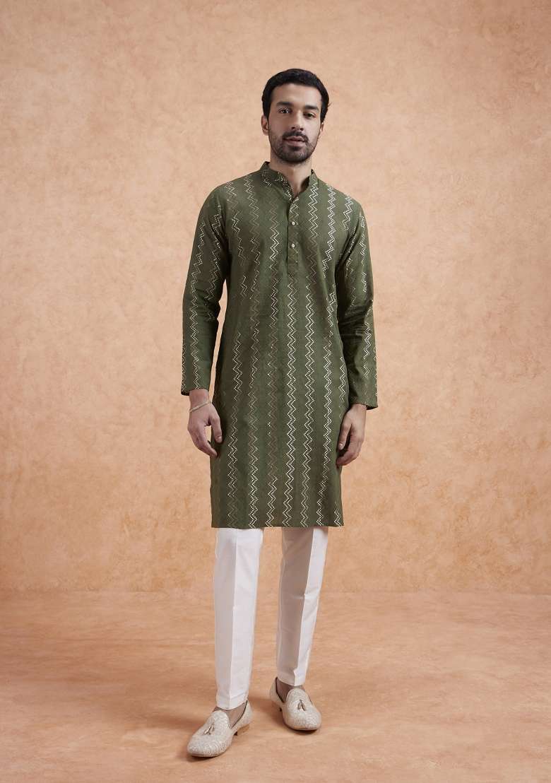 Green Textured Silk Blend Kurta Set For Men - Indya