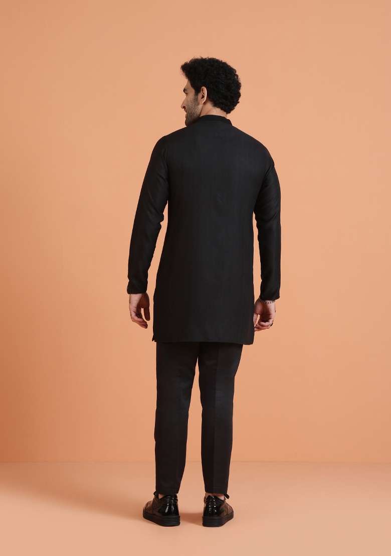 Black Solid Silk Blend Kurta Set For Men - Indya