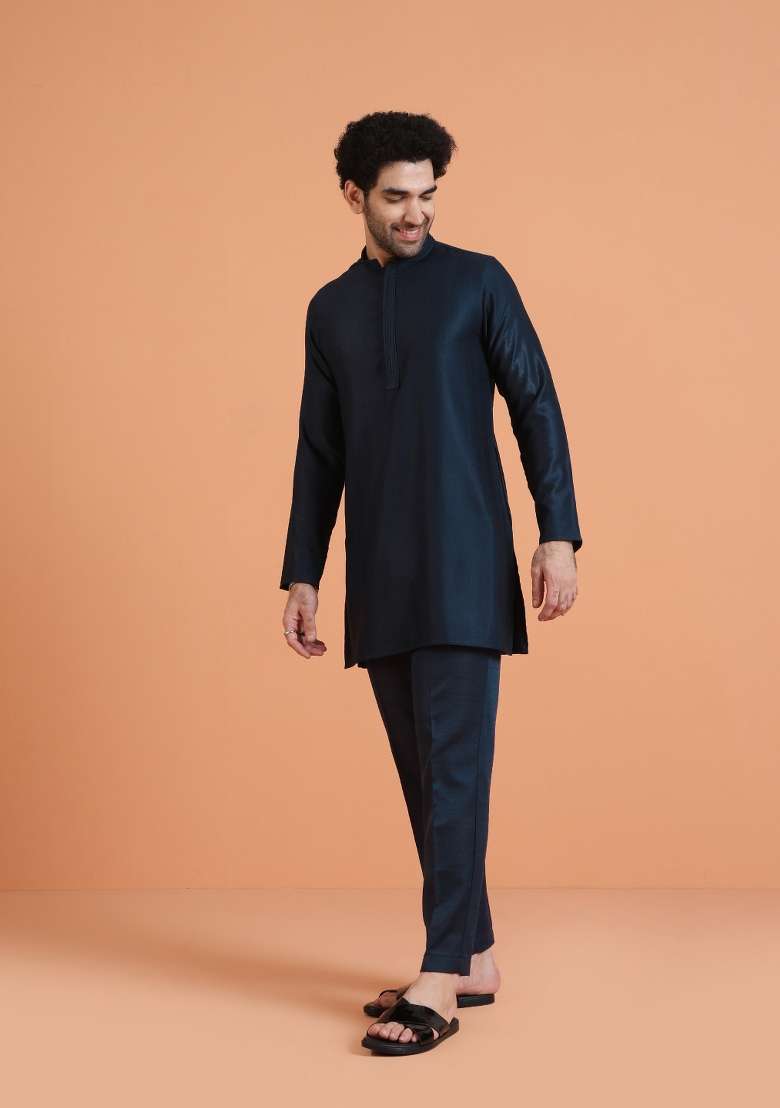 Blue Solid Silk Blend Kurta Set For Men - Indya