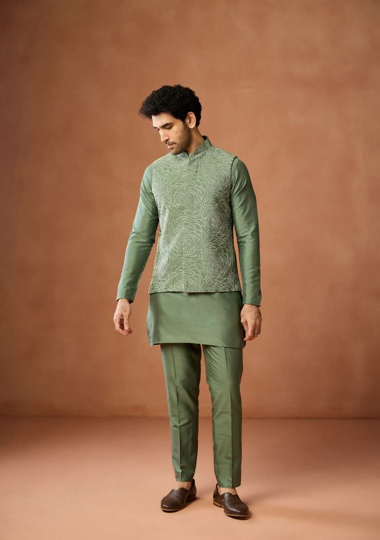 Green Embroidered Silk Blend Kurta Jacket Set For Men - Indya
