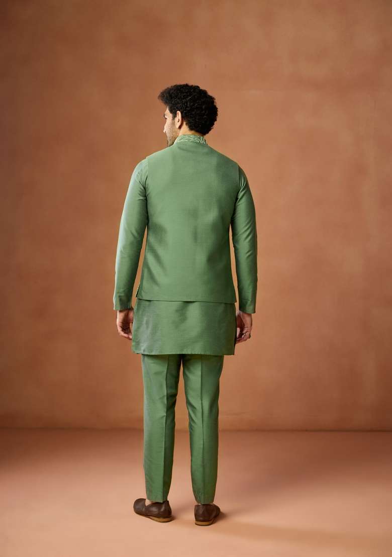 Green Embroidered Silk Blend Kurta Jacket Set For Men - Indya