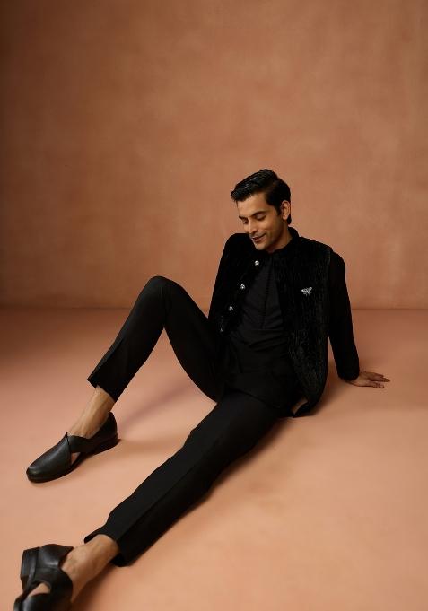 Black Solid Silk Blend Kurta Jacket Set For Men