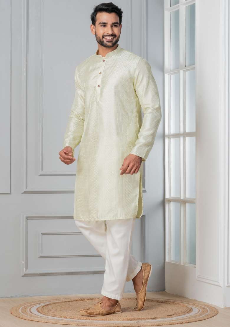 Green Embroidery Silk Blend Kurta Pyjama Set For Men - Indya