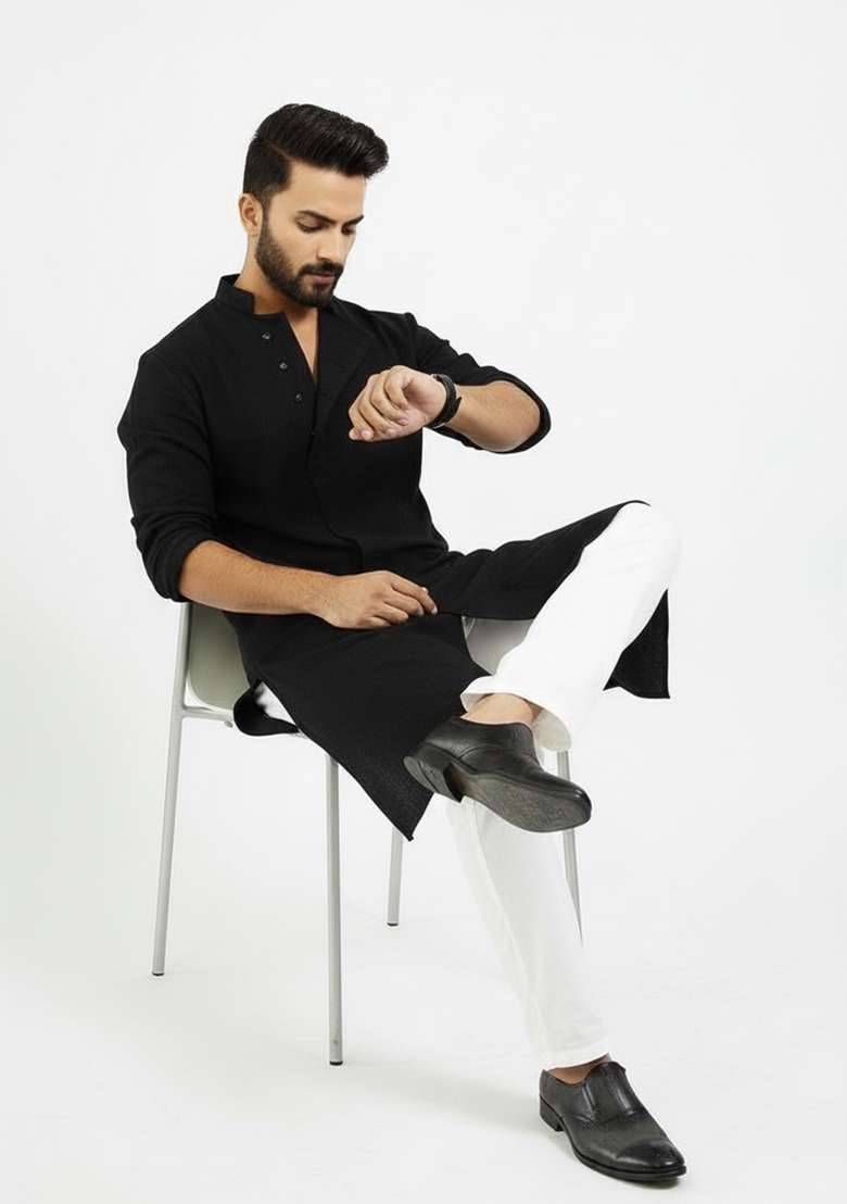 Black Embroidery Cotton Kurta Set For Men - Indya