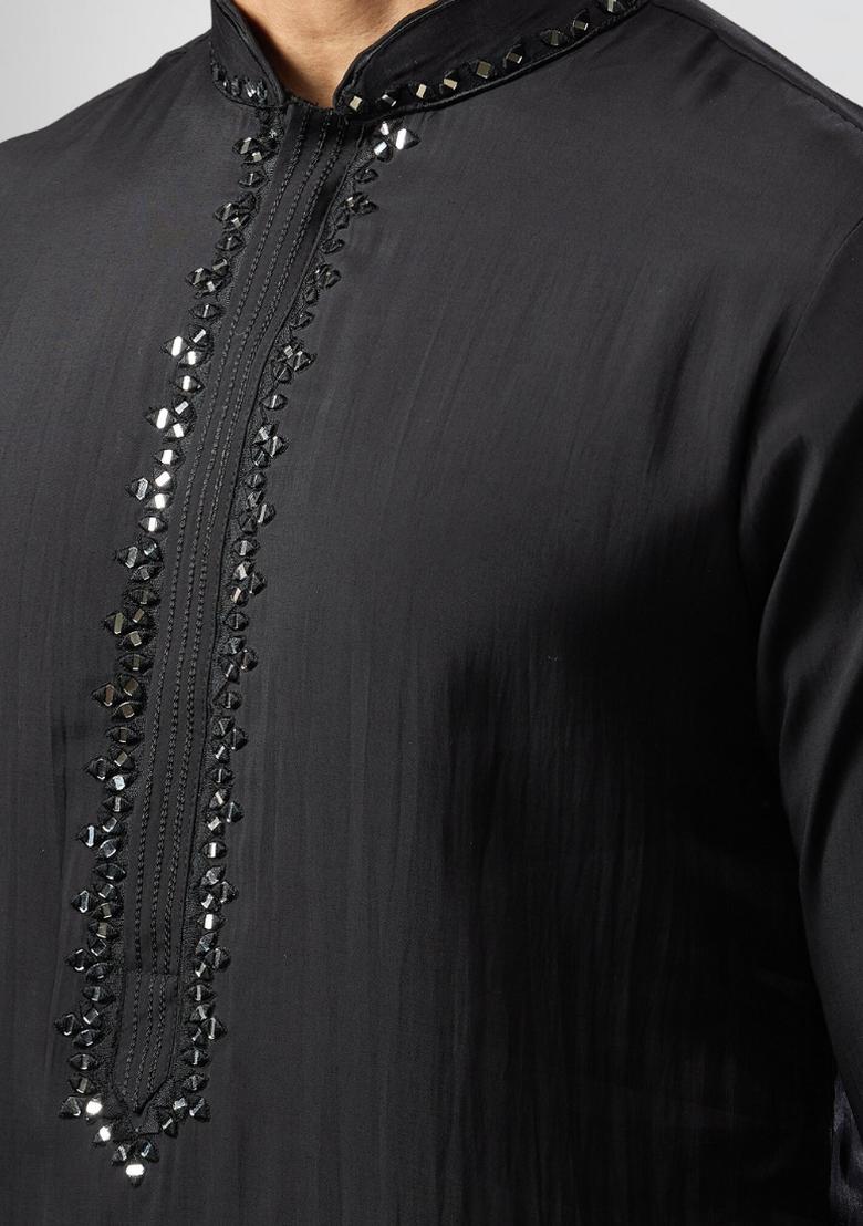 Black Solid Silk Kurta Set For Men - Indya