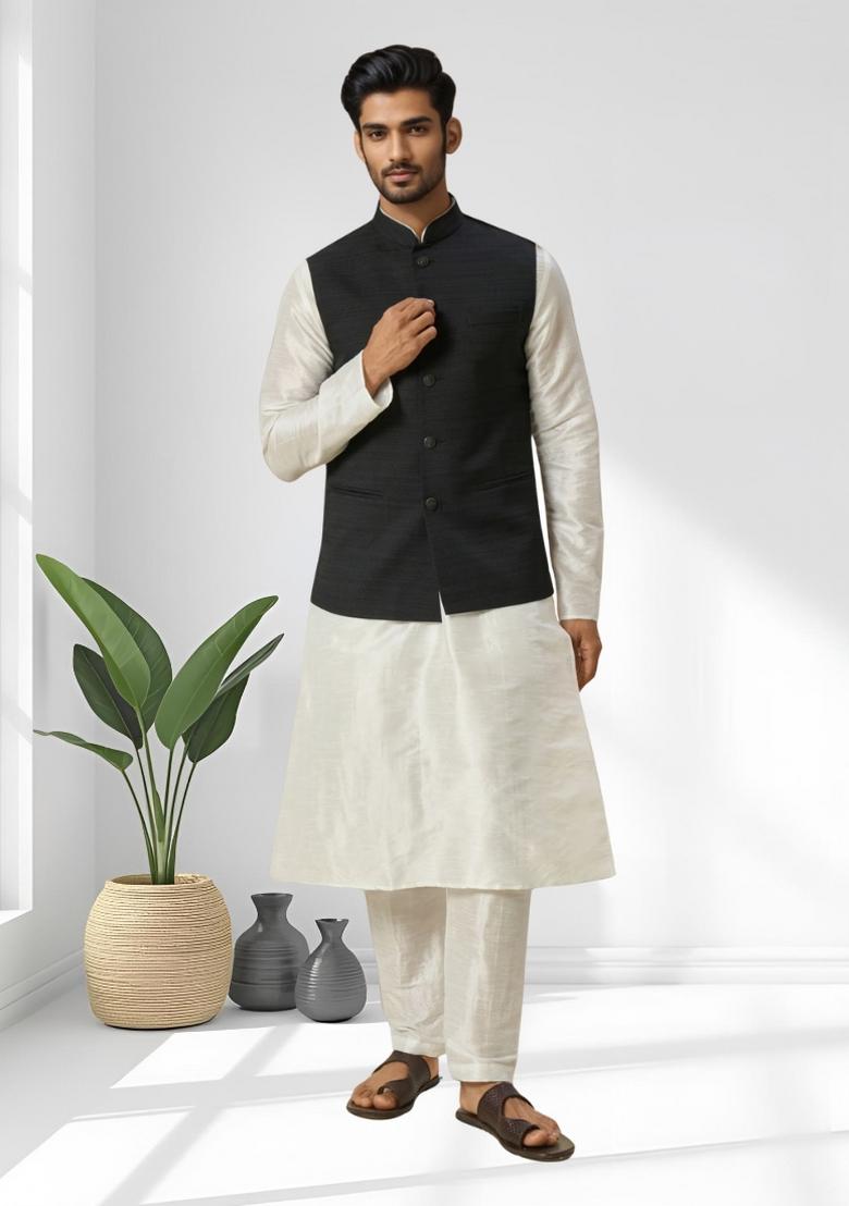 Black Solid Silk Kurta Set For Men - Indya