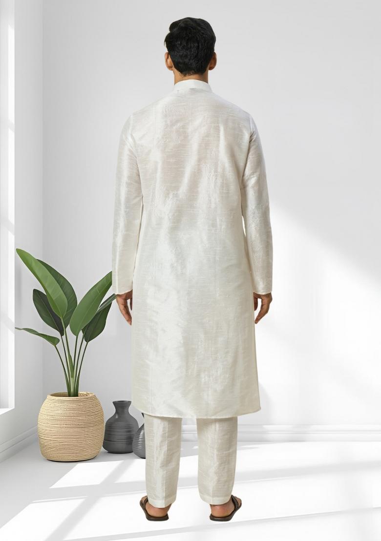 Off White Solid Silk Kurta Set For Men - Indya