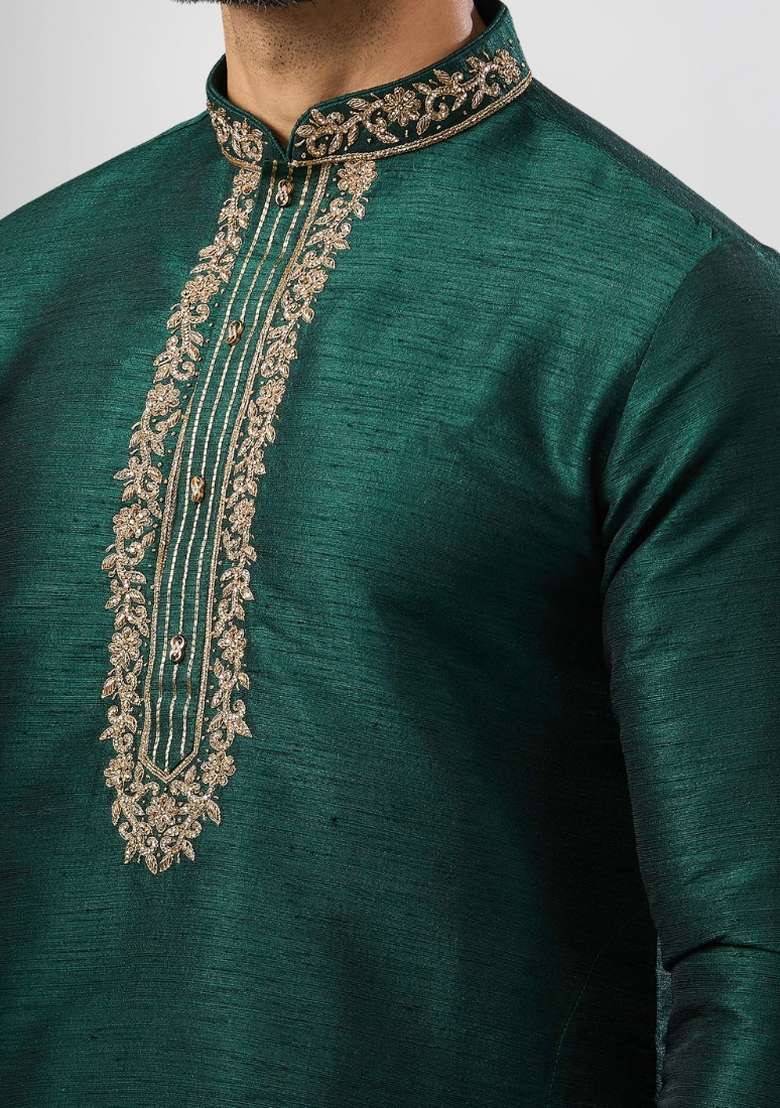 Green Solid Silk Blend Kurta Set For Men - Indya