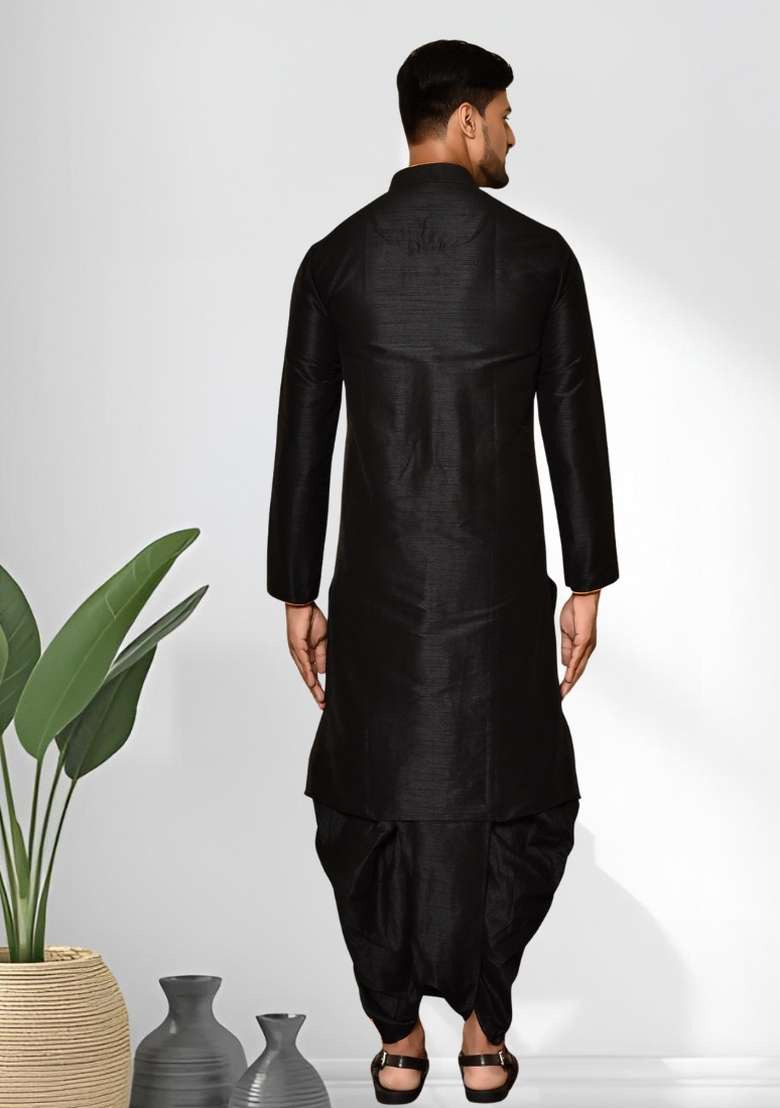 Black Solid Silk Blend Kurta Set For Men - Indya