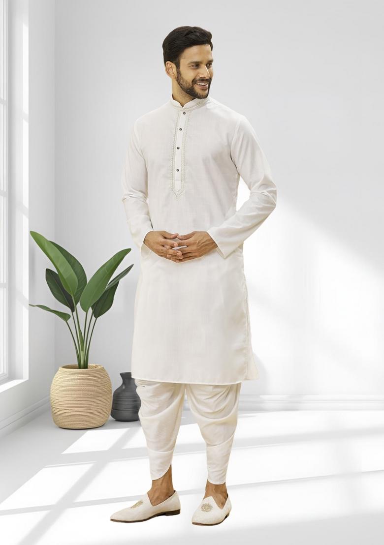 Off White Solid Cotton Kurta Set For Men - Indya