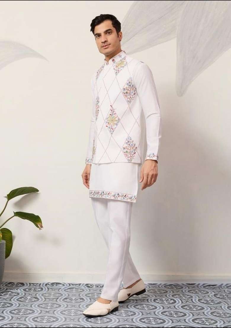 White Embroidery Silk Blend Kurta Set For Men - Indya