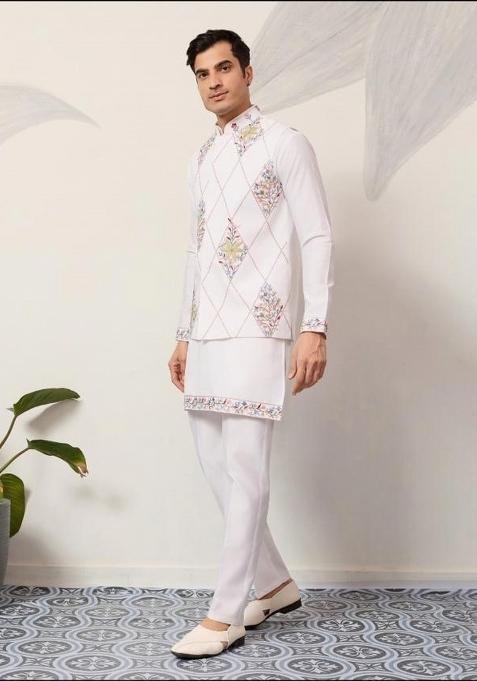 White Embroidery Silk Blend Kurta Set For Men