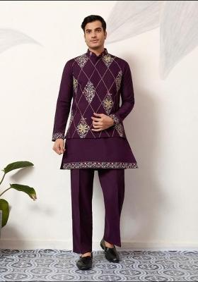 Maroon Embroidery Silk Kurta Set For Men