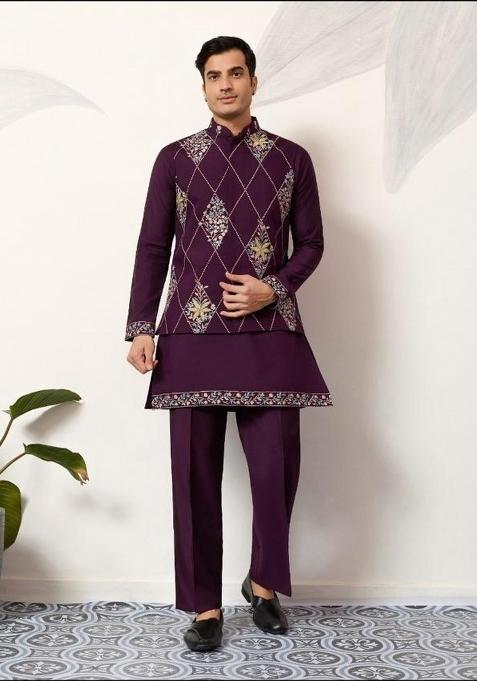 Maroon Embroidery Silk Kurta Set For Men