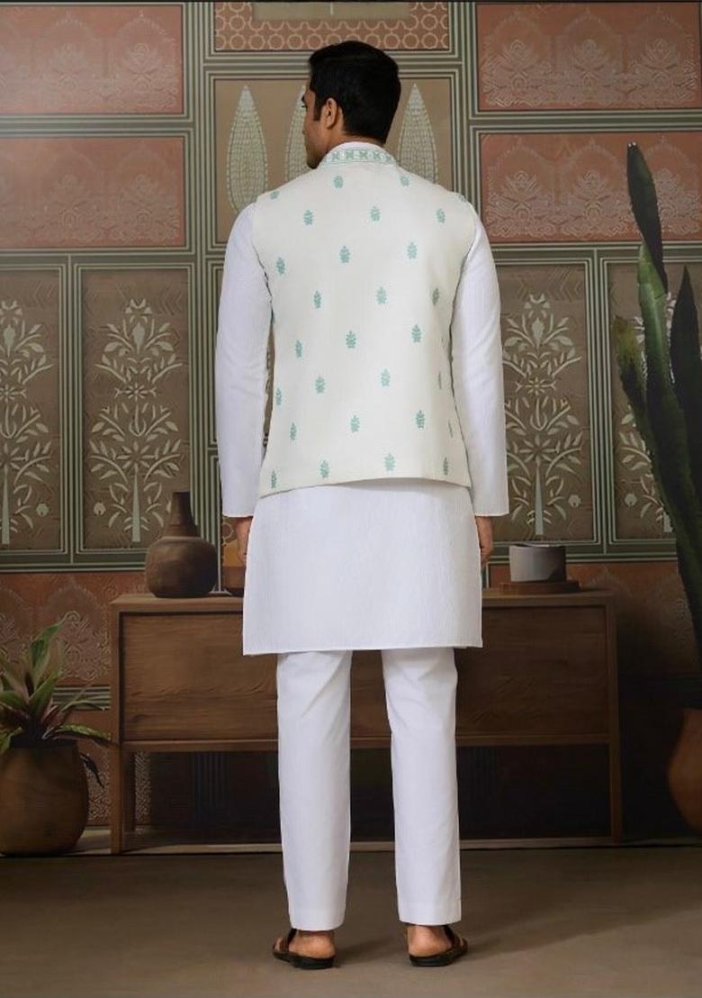 Green Embroidery Silk Kurta Set For Men - Indya