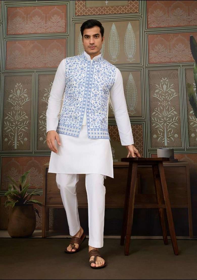 Sky Blue Embroidery Silk Blend Kurta Set For Men - Indya