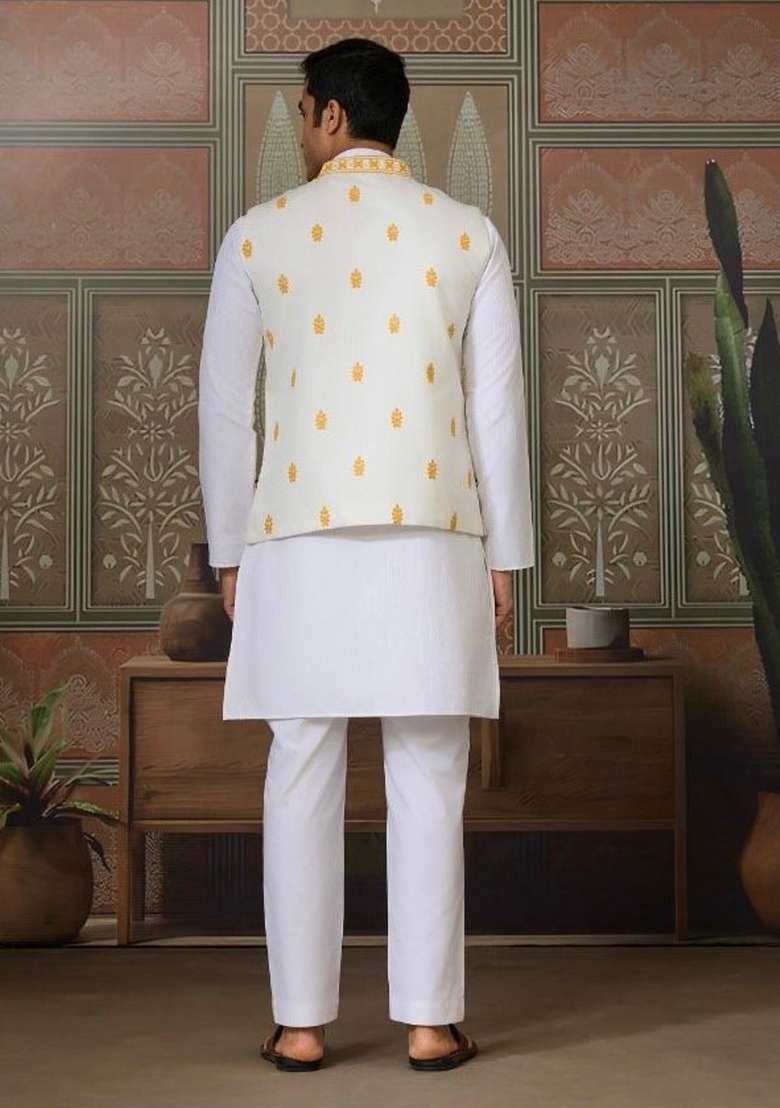 Yellow Embroidery Silk Blend Kurta Set For Men - Indya