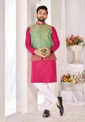 Green Printed Cotton Kurta Set For Men