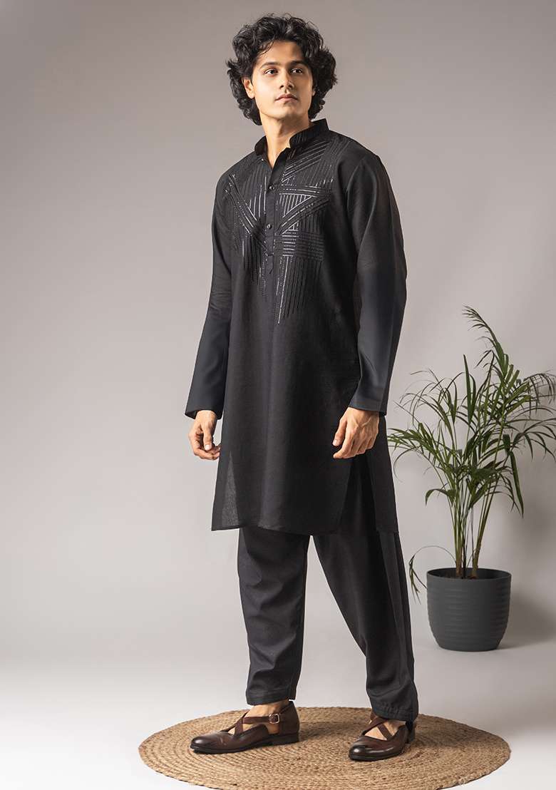 Black Embroidery Silk Kurta For Men - Indya