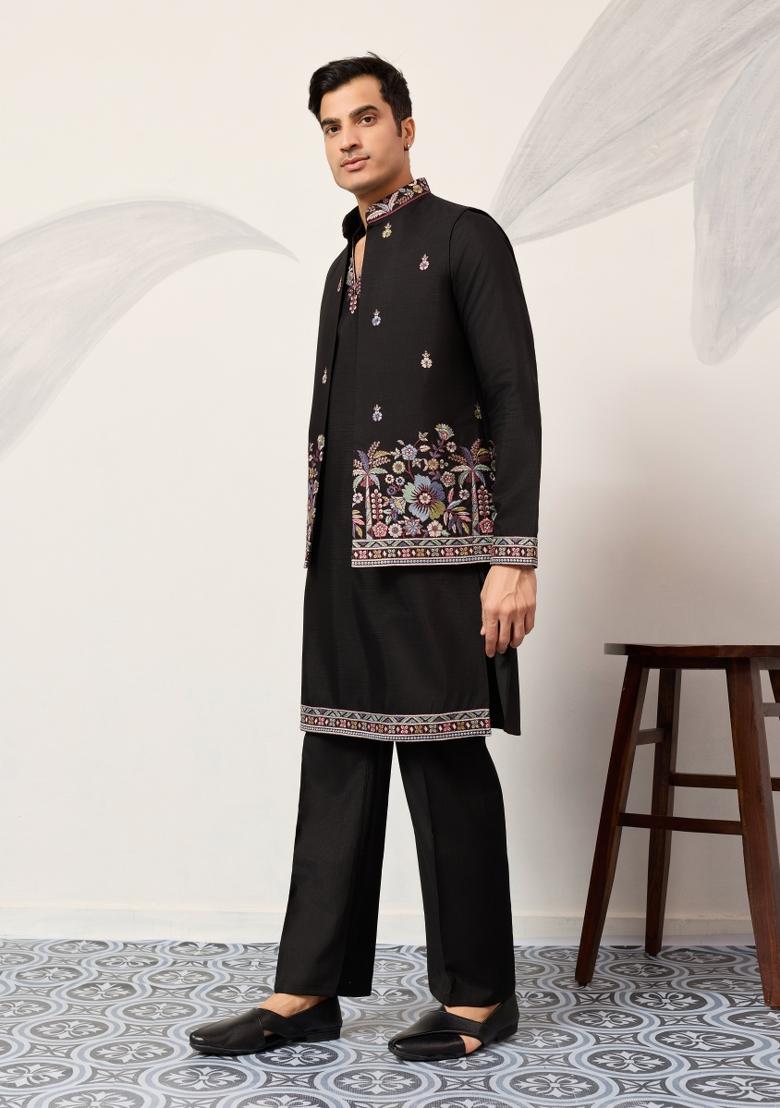 Black Embroidered Silk Kurta Set For Men - Indya