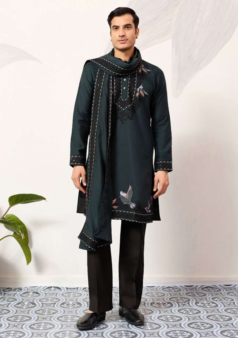 Green Embroidered Silk Blend Kurta Set For Men - Indya