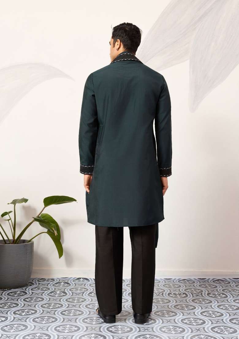 Green Embroidered Silk Blend Kurta Set For Men - Indya