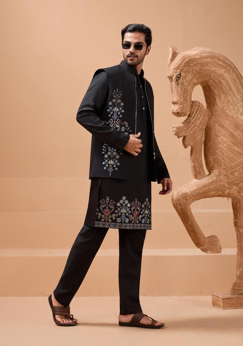 Black Embroidered Silk Kurta Set For Men - Indya