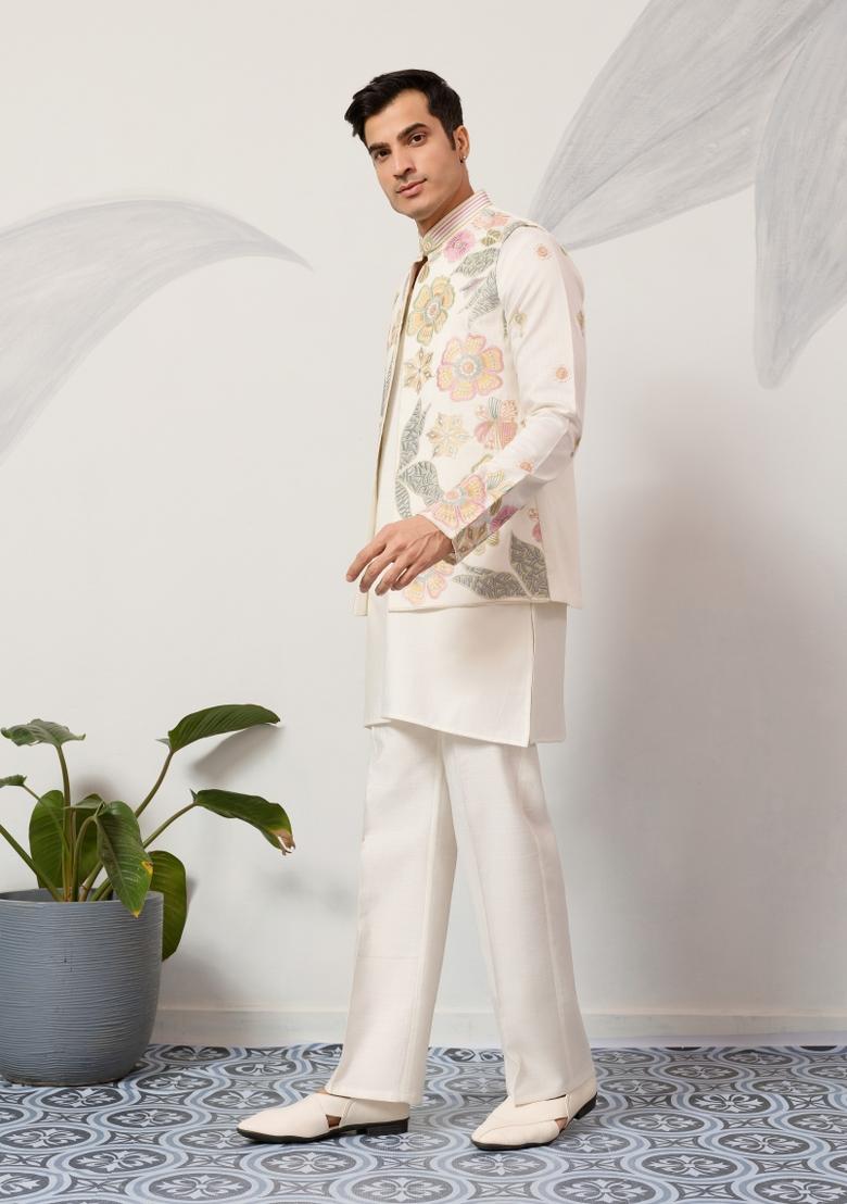 White Embroidered Silk Kurta Set For Men - Indya