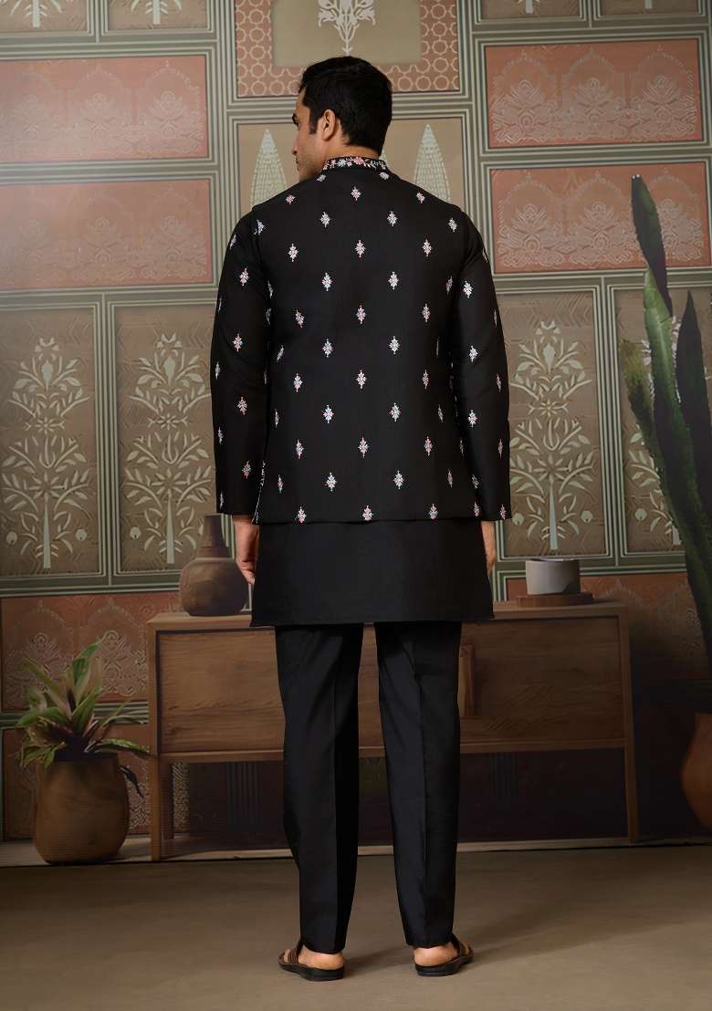 Black Embroidered Silk Blend Kurta Set For Men - Indya