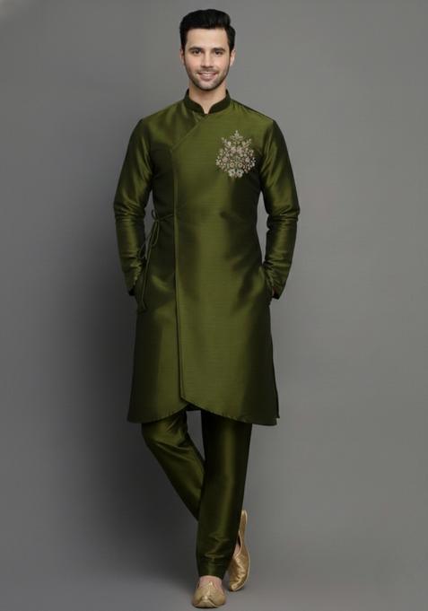 Magenta Embroidery Silk Kurta Set For Men