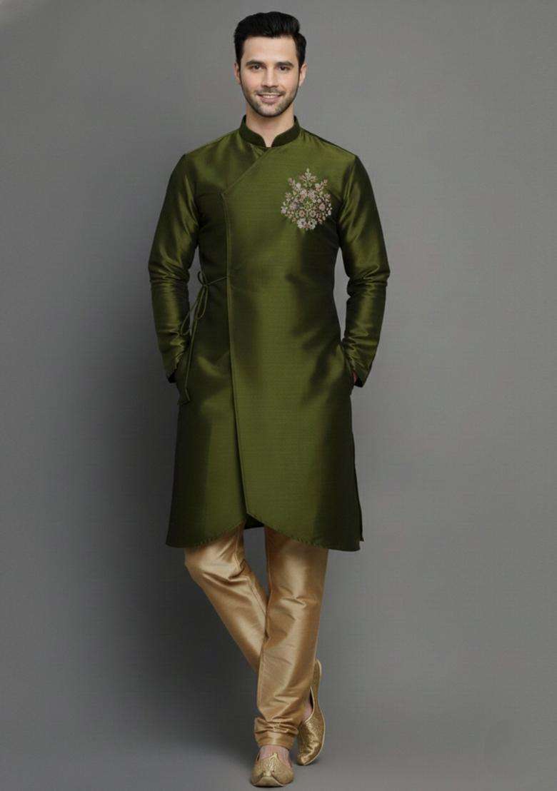 Magenta Embroidery Silk Blend Kurta Set For Men - Indya