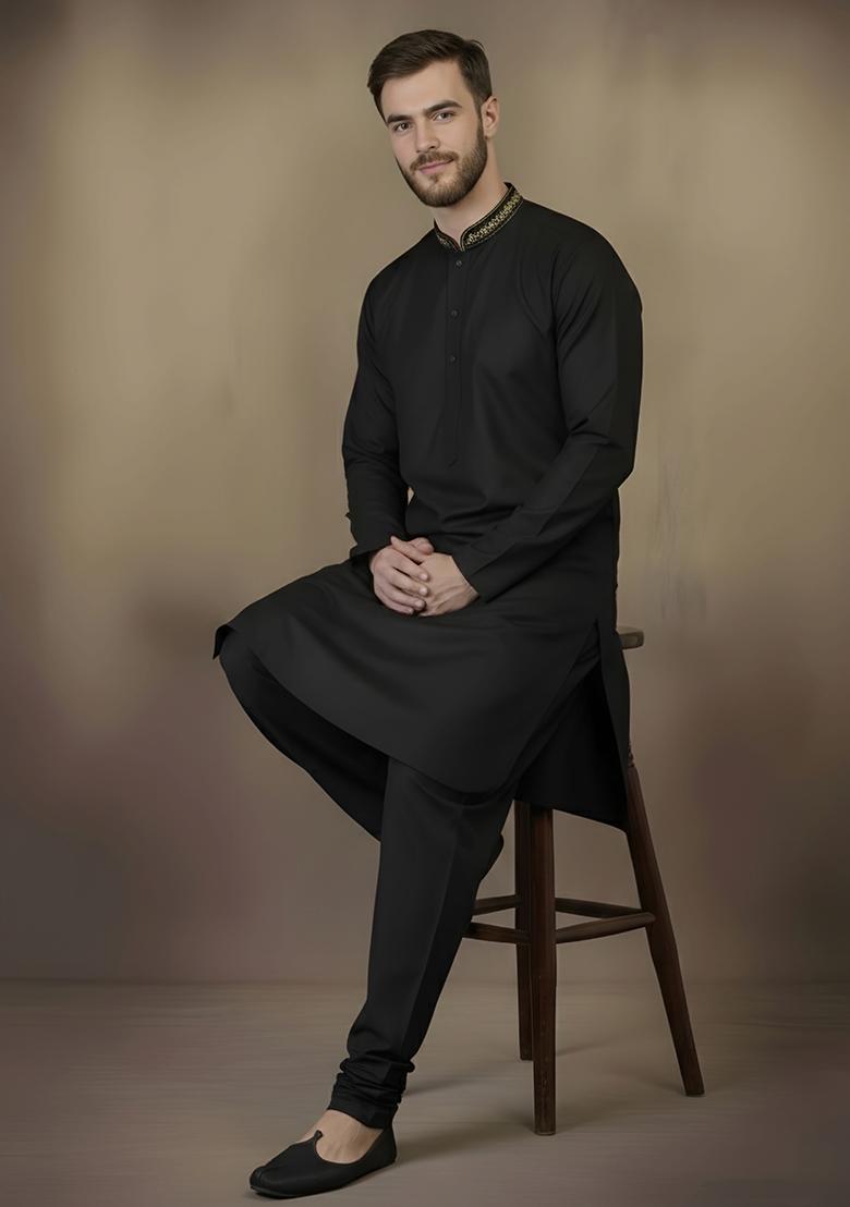 Black Embroidery Cotton Kurta Set For Men - Indya
