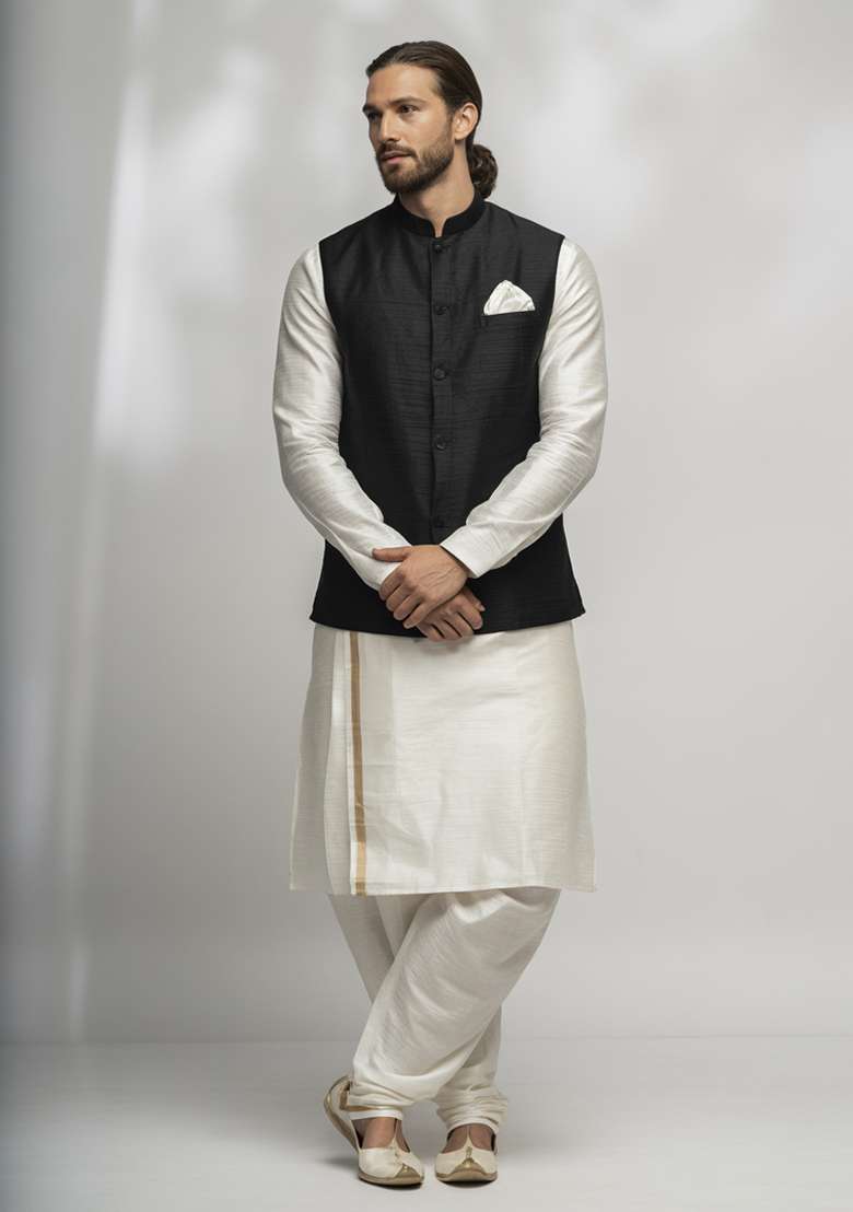 White And Black Solid Silk Blend Kurta Set For Men - Indya