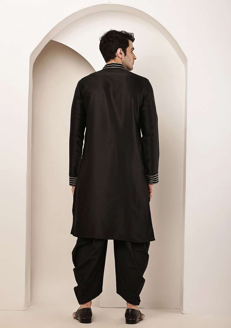 Black Embroidered Viscose Kurta For Men - Indya