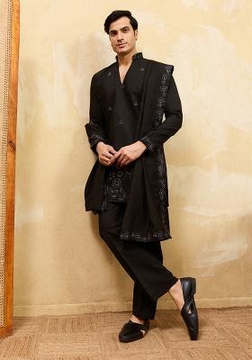 Black Embroidery Silk Kurta Set For Men