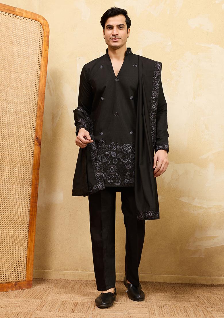 Black Embroidery Silk Kurta Set For Men - Indya