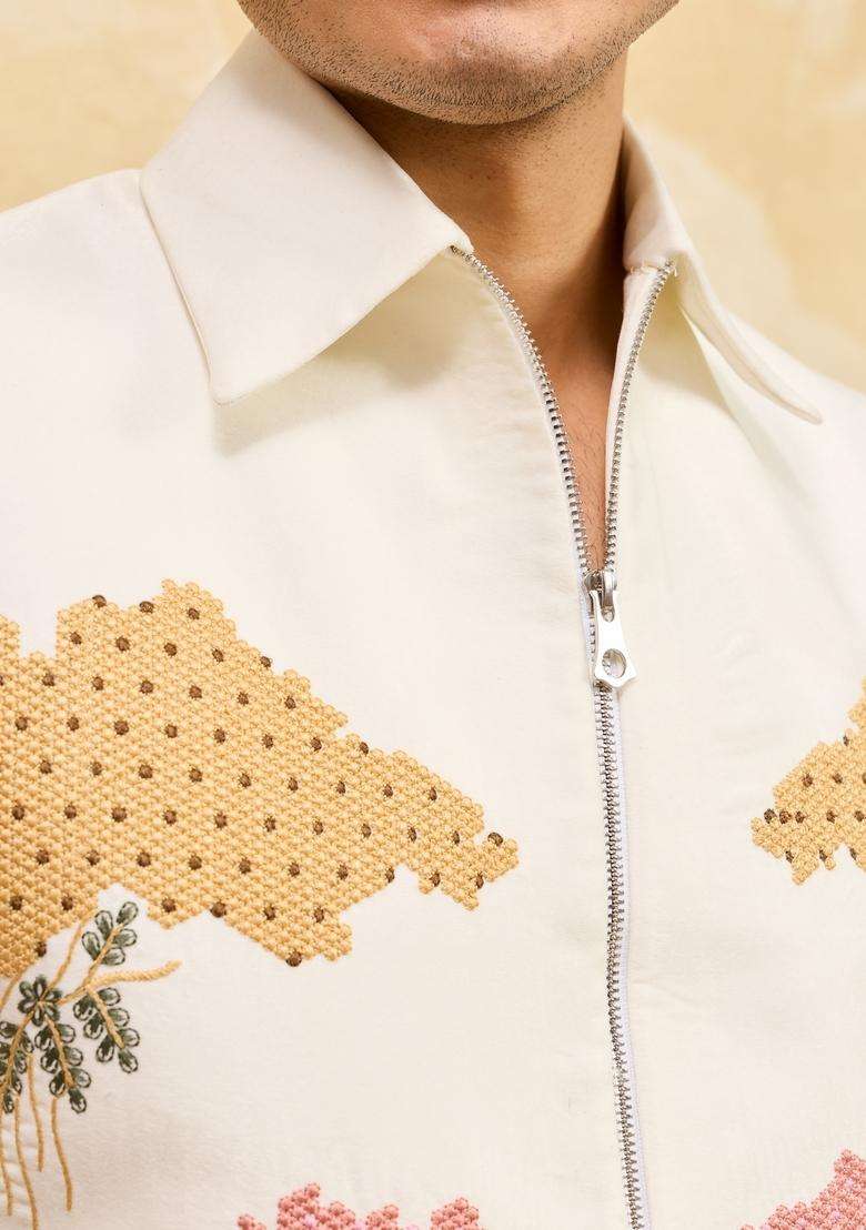 White Embroidery Velvet Kurta Set For Men - Indya