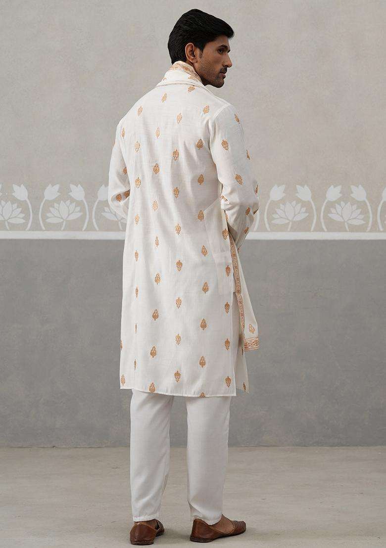 White Embroidery Silk Blend Kurta Pyjama Set For Men - Indya