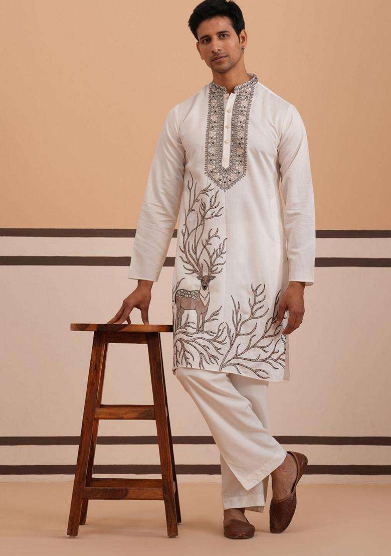 White Embroidery Silk Blend Kurta Pyjama Set For Men - Indya