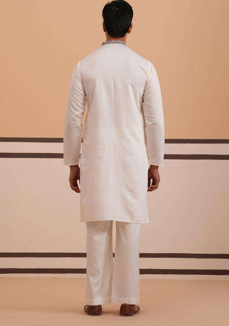 White Embroidery Silk Blend Kurta Pyjama Set For Men - Indya