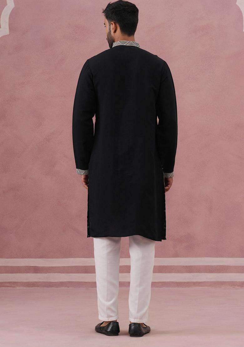 Black Embroidery Silk Blend Kurta Pyjama Set For Men - Indya