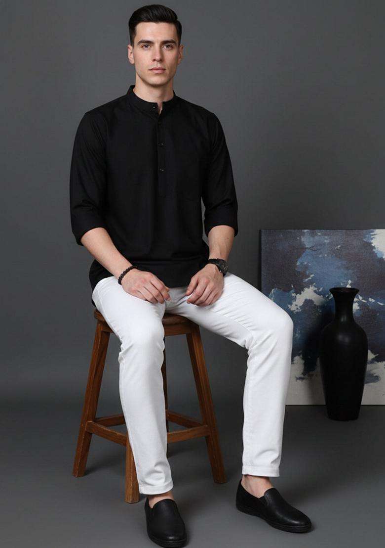 Black Solid Cotton Kurta For Men - Indya