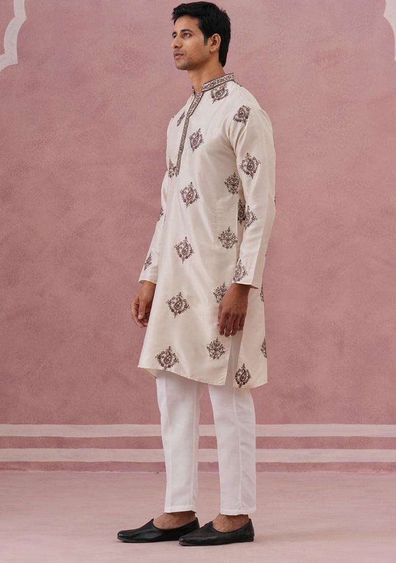 Cream Embroidery Silk Blend Kurta Pyjama Set For Men - Indya