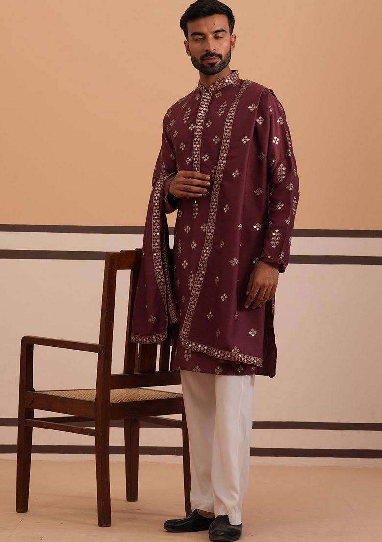 Maroon Embroidery Silk Blend Kurta Pyjama Set For Men - Indya
