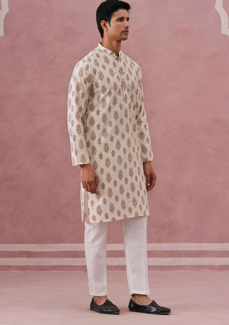 Cream Printed Silk Blend Kurta Pyjama Set For Men - Indya