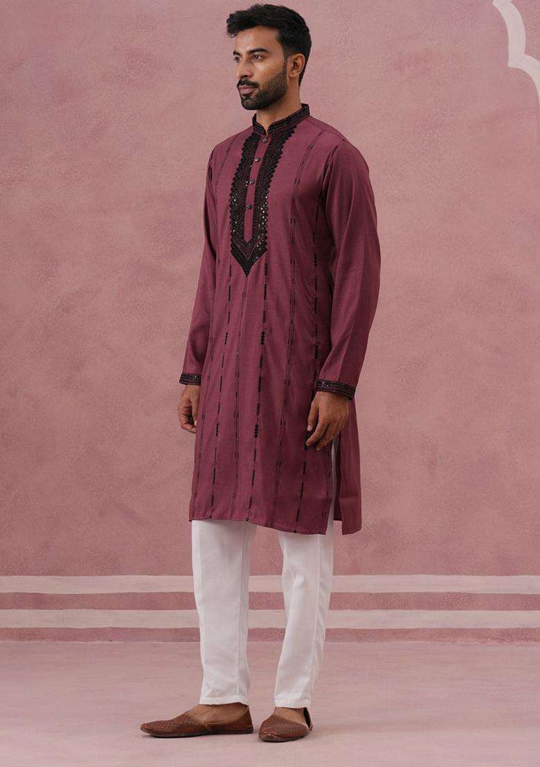 Maroon Embroidery Silk Blend Kurta Pyjama Set For Men - Indya
