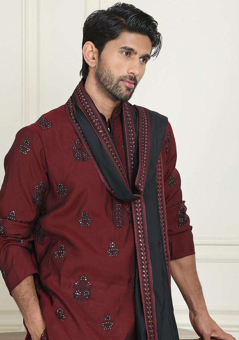 Maroon Embroidery Silk Blend Kurta Pyjama Set For Men - Indya