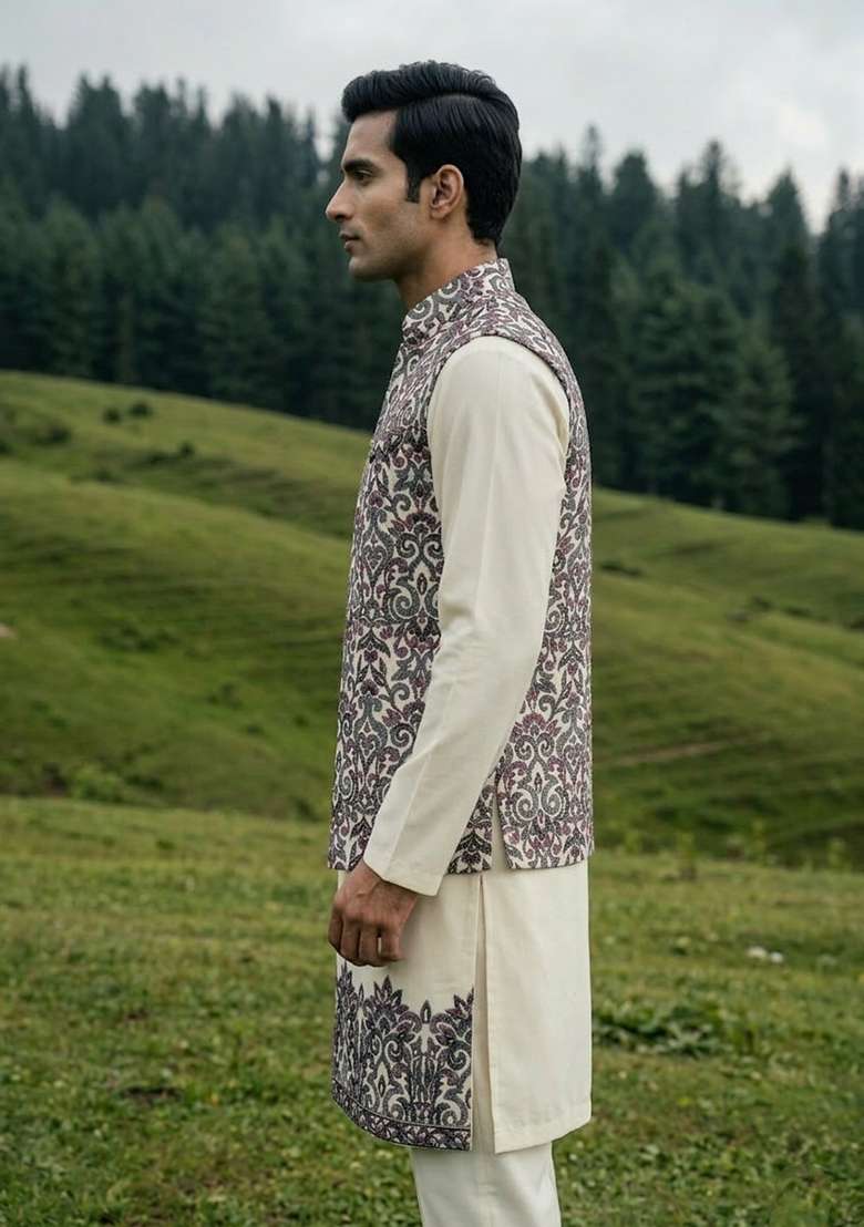 Off White Thread And Sequins Silk Blend Waistcoat Kurta Set For Men - Indya