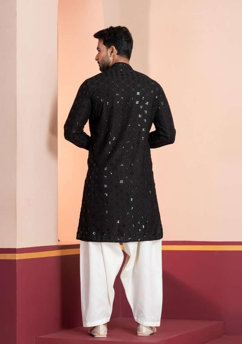 Purple Embroidery Cotton Kurta For Men - Indya